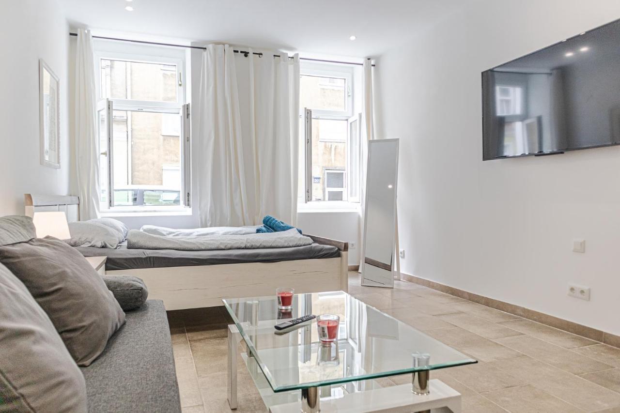 9 Min From Center - Lovely Near U1 Reumannplatz Apartment Wien